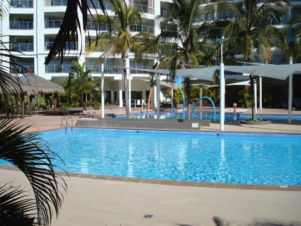 Pier Resort Urangan Room photo